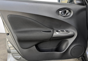 Подержанный автомобиль Nissan Juke 2018 года (18 фото)