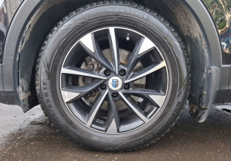 Подержанный автомобиль Volkswagen Tiguan 2017 года (9 фото)