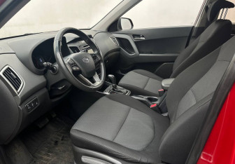 Подержанный автомобиль Hyundai Creta 2018 года (9 фото)