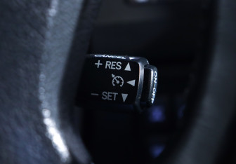 Подержанный автомобиль Lexus LX 2015 года (29 фото)