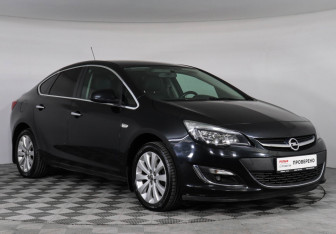 Подержанный автомобиль Opel Astra Sedan 2012 года (2 фото)