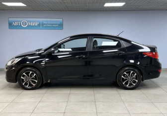 Подержанный автомобиль Hyundai Solaris Sedan 2013 года (7 фото)