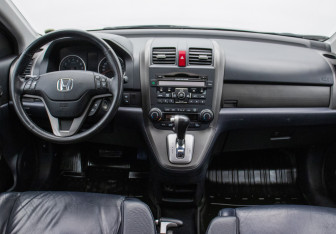 Подержанный автомобиль Honda CR-V 2011 года (13 фото)