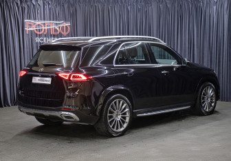 Подержанный автомобиль Mercedes-Benz GLE 2020 года (5 фото)