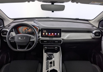 Подержанный автомобиль Geely Coolray 2023 года (14 фото)