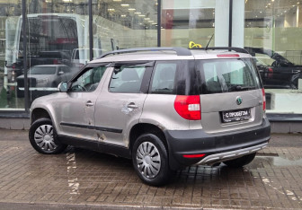 Подержанный автомобиль Skoda Yeti 2011 года (6 фото)