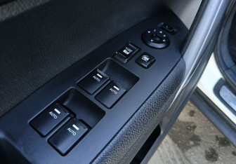 Подержанный автомобиль Kia Sorento 2014 года (20 фото)