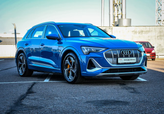 Новый Audi e-tron 2023 (3 фото)