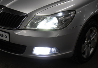Подержанный автомобиль Skoda Octavia Liftback 2012 года (21 фото)