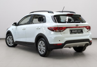 Подержанный автомобиль Kia Rio Hatchback 2018 года (7 фото)
