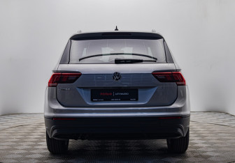 Подержанный автомобиль Volkswagen Tiguan 2020 года (4 фото)