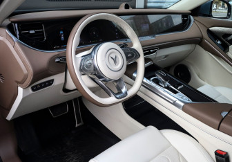 Подержанный автомобиль Voyah Free 2022 года (11 фото)