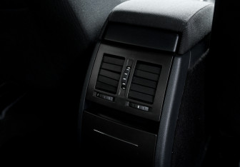 Подержанный автомобиль Skoda Octavia Liftback 2012 года (19 фото)