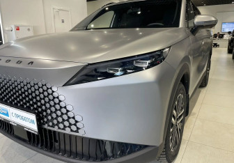 Подержанный автомобиль Omoda C7 2025 года (9 фото)