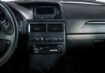 Подержанный автомобиль LADA (ВАЗ) Priora Wagon 2015 года (11 фото)