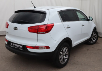 Подержанный автомобиль Kia Sportage 2015 года (4 фото)