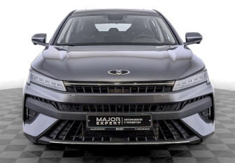 Новый Москвич 6 2025 (2 фото)