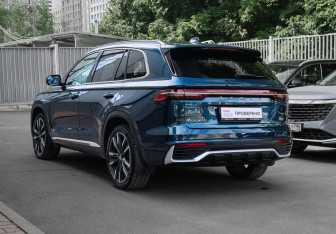Подержанный автомобиль Geely Monjaro 2024 года (7 фото)