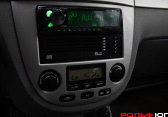 Подержанный автомобиль Chevrolet Lacetti Wagon 2007 года (13 фото)