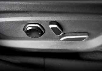 Подержанный автомобиль Changan UNI-K 2024 года (24 фото)