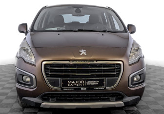 Подержанный автомобиль Peugeot 3008 2014 года (2 фото)