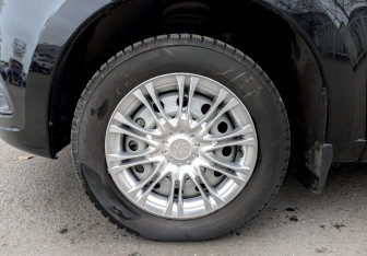 Подержанный автомобиль LADA (ВАЗ) Granta Liftback 2024 года (19 фото)