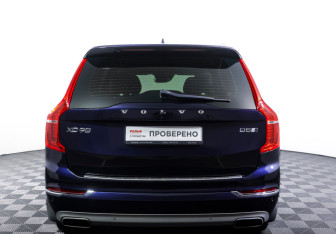 Подержанный автомобиль Volvo XC90 2015 года (6 фото)