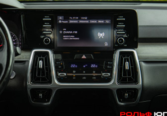 Подержанный автомобиль Kia Sorento 2020 года (12 фото)