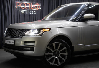 Подержанный автомобиль Land Rover Range Rover 2017 года (26 фото)