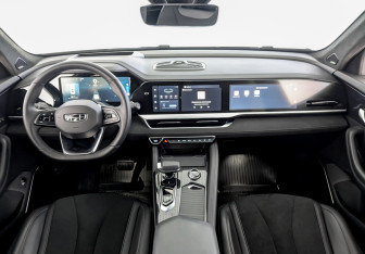 Подержанный автомобиль Geely Monjaro 2024 года (14 фото)