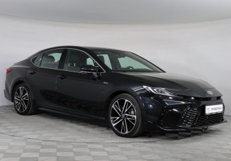 Подержанный автомобиль Toyota Camry Sedan 2024 года (3 фото)