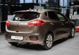 Подержанный автомобиль Kia Ceed Hatchback 2018 года (4 фото)