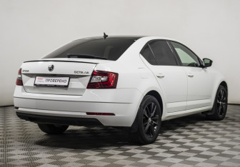 Подержанный автомобиль Skoda Octavia Liftback 2018 года (5 фото)