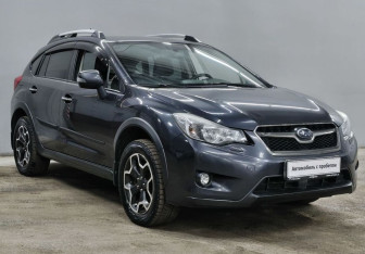 Подержанный автомобиль Subaru XV 2013 года (3 фото)
