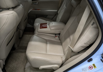 Подержанный автомобиль Lexus RX 2012 года (18 фото)