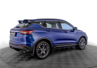 Подержанный автомобиль Geely Coolray 2021 года (5 фото)