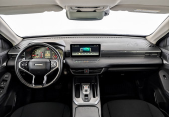 Подержанный автомобиль Haval Jolion 2023 года (14 фото)