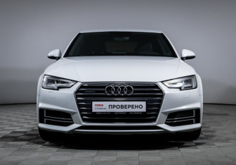Подержанный автомобиль Audi A4 Sedan 2017 года (2 фото)