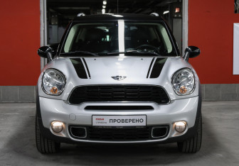 Подержанный автомобиль MINI Countryman 2013 года (2 фото)