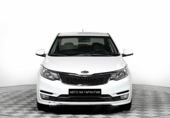 Подержанный автомобиль Kia Rio Sedan 2015 года (2 фото)