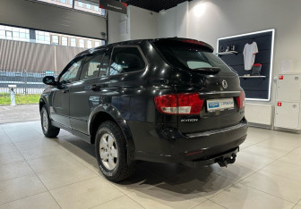 Подержанный автомобиль SsangYong Kyron 2013 года (6 фото)