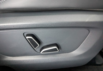 Подержанный автомобиль Changan UNI-T 2024 года (29 фото)