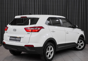 Подержанный автомобиль Hyundai Creta 2017 года (4 фото)