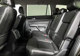 Подержанный автомобиль Volkswagen Teramont 2019 года (10 фото)