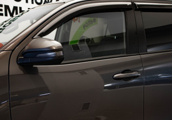 Подержанный автомобиль Toyota Fortuner 2021 года (34 фото)