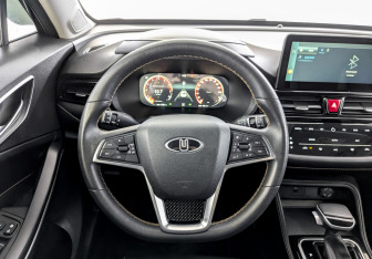 Подержанный автомобиль Москвич 3 2023 года (22 фото)