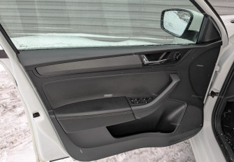 Подержанный автомобиль Skoda Rapid Liftback 2021 года (19 фото)