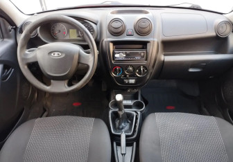 Подержанный автомобиль LADA (ВАЗ) Granta Sedan 2012 года (9 фото)