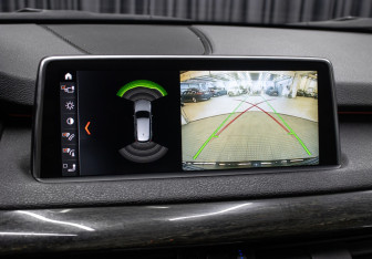 Подержанный автомобиль BMW X5 2017 года (19 фото)