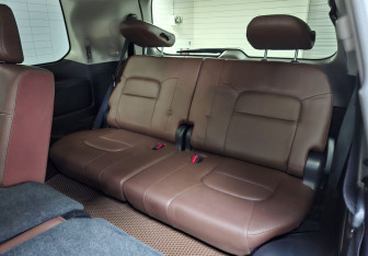 Подержанный автомобиль Toyota Land Cruiser Suv 2019 года (12 фото)